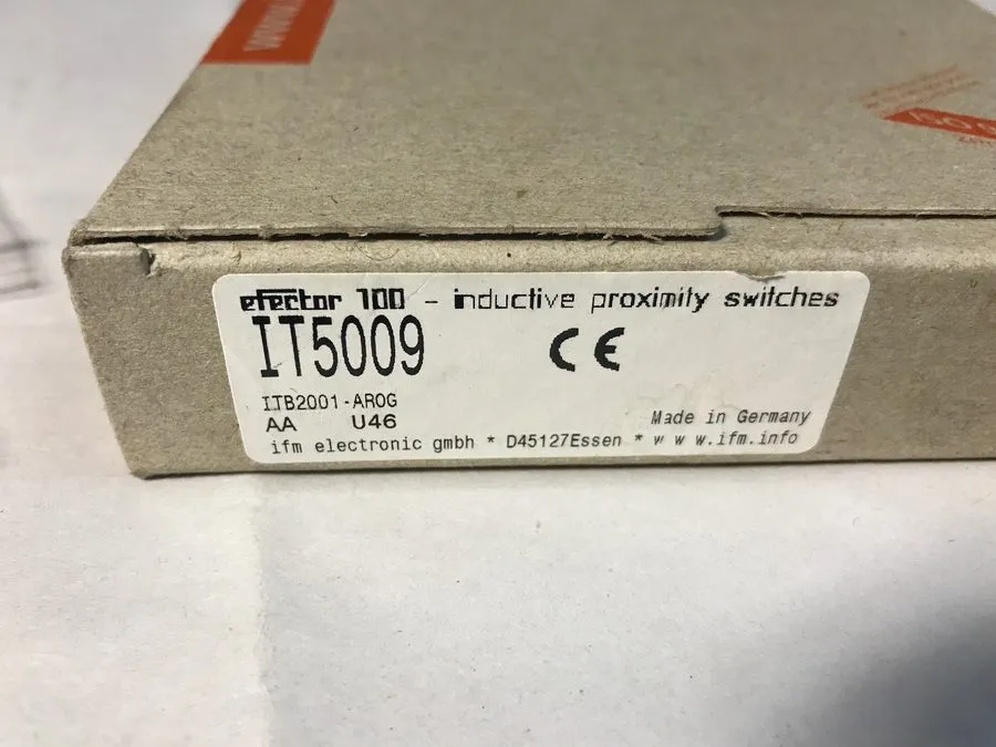 Датчик приближения IFM EFECTOR IT5009 INDUCTIVE PROXIMITY SENSOR SWITCH ITB2001-