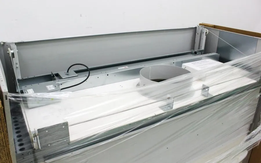 Вытяжной шкаф Labconco Protector XL Fume Hood 6ft Benchtop Chemical Handling — фото лота 1