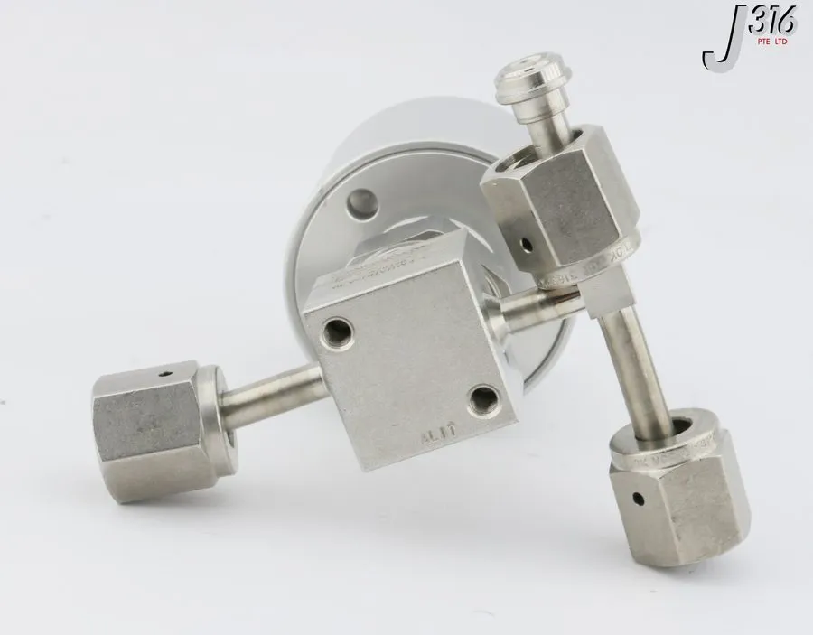 Клапан 28125 SWAGELOK 316L VAR HIGH PRESSURE BELLOWS SEALED VALVE 6LV-HBVBW4-C