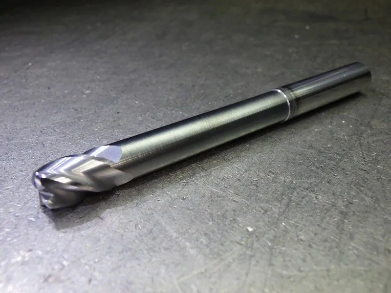 Режущий инструмент YG-1 1/2" 4 Flute Carbide CR Endmill 1/2" Shank 2mm R GM99932 — фото лота 1