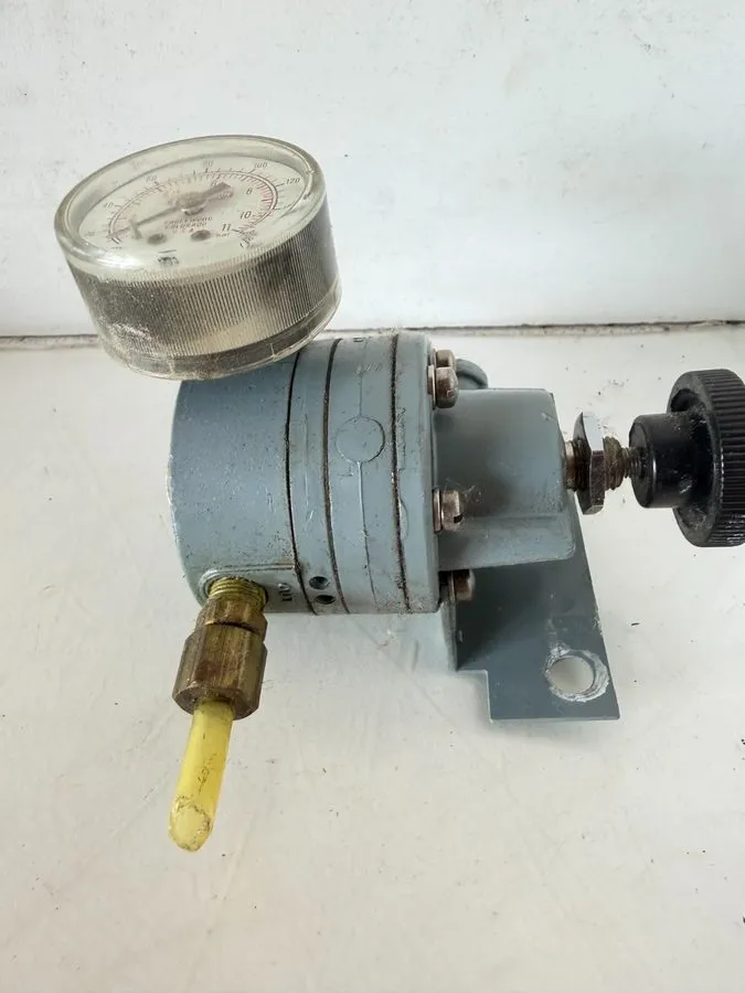 Трубопроводная арматура Moore Nullmatic 41-100 Precision Pressure Regulator 41 S — фото лота 2