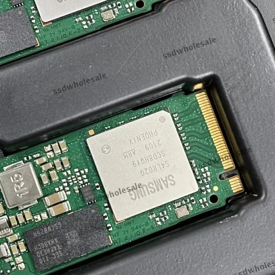 SSD-накопитель Samsung PM983 1.92TB SSD M.2 22110 PCIe Gen3 x4 NVMe MZ1LB1T9HALS — фото лота 2