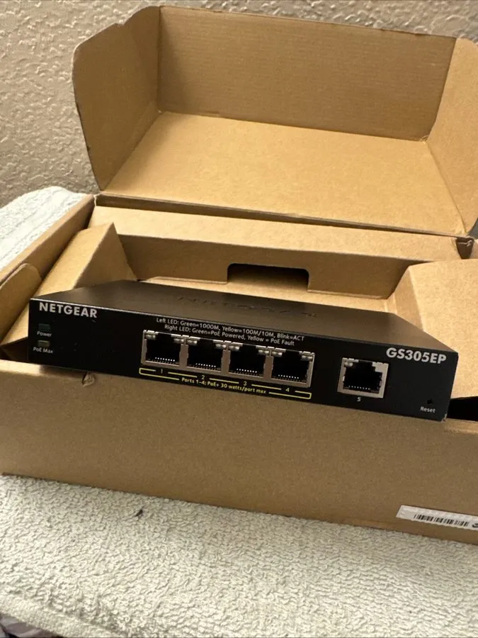 Коммутатор NETGEAR GS305EP Smart Managed Switch 5-Port Poe Gigabit Ethernet 63W