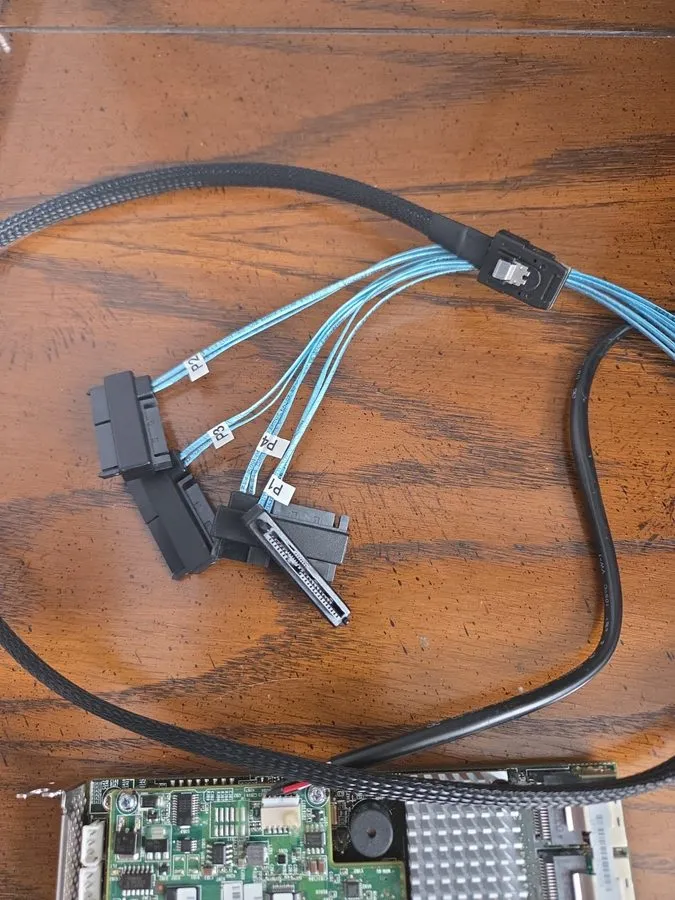 Контроллер Cisco UCS-RAID-9266CV 2 Port SAS MegaRAID Controller Card