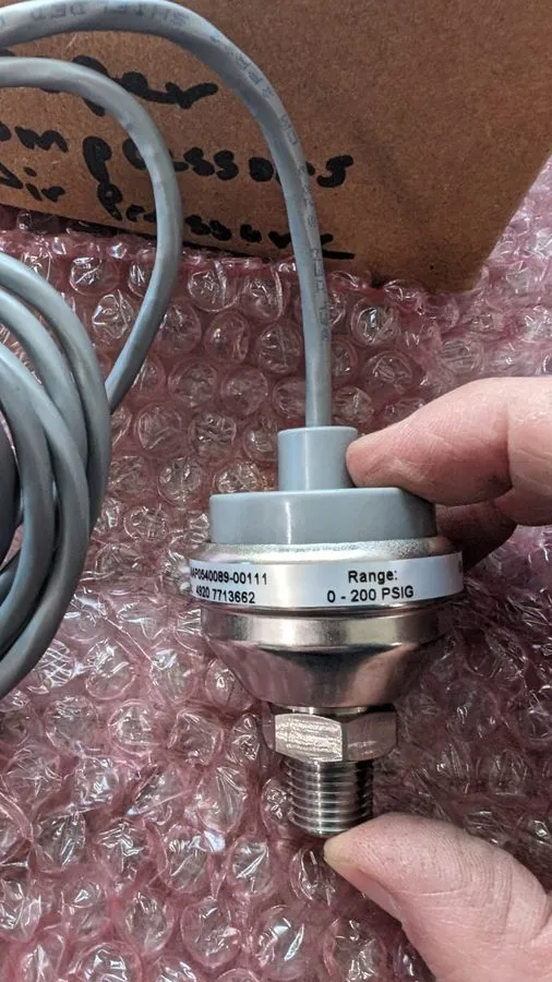 Датчик давления CAMERON PRESSURE TRANSMITTER MODEL AAP0540089-00111, 0-200 PSIG, — фото лота 2