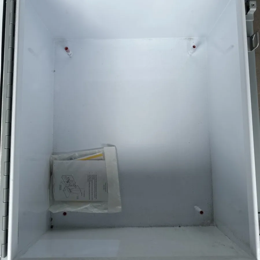 Монтажный шкаф Hoffman A242012LP Hinge Enclosure with Clamps LP Type 4, 24x20x12 — фото лота 1