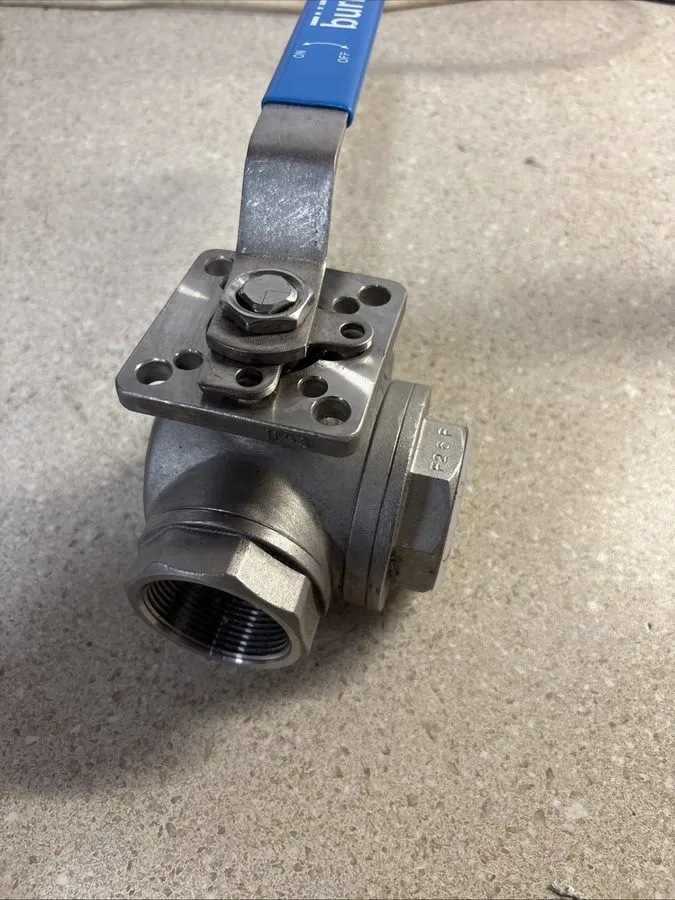 Клапан Burkert 1 1/2 stainless 3 way ball valve CF8M 800WOG — фото лота 1