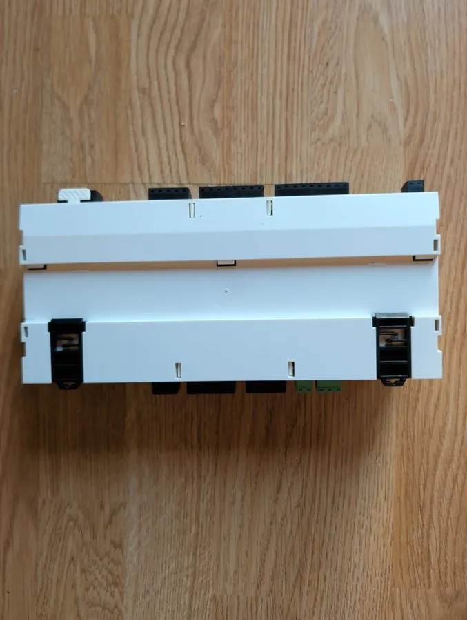 ПЛК SCHNEIDER ELECTRIC Modicon TM168B23CS Base Blind BMS Controller ITALY — фото лота 2