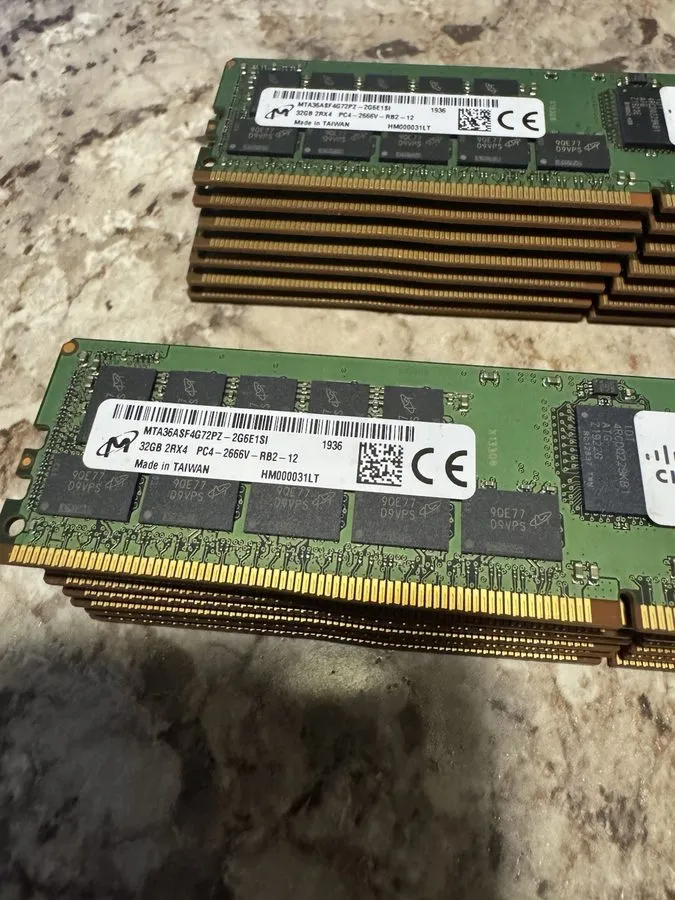Модуль памяти Supermicro Certified Micron 256GB (8 x 32GB) DDR4-2666 MTA36ASF4G7 — фото лота 1
