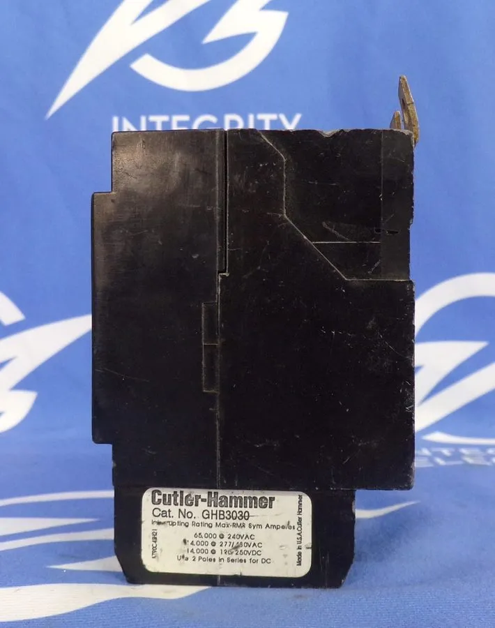 Автоматический выключатель Cutler Hammer GHB3030 30A 480V 3-Pole Circuit Breaker