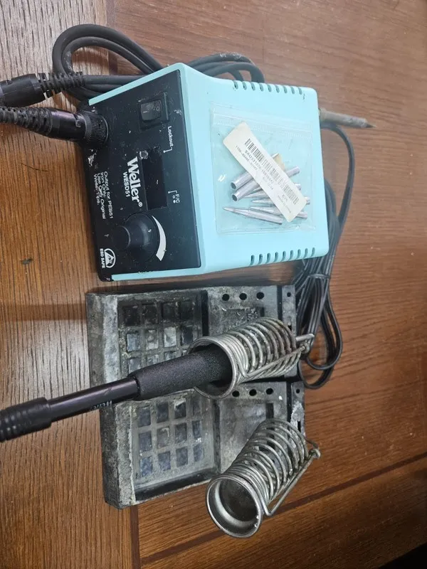 Паяльная станция Weller WESD51 60 W, 120 VAC, Soldering Station + PES51 24 VDC P