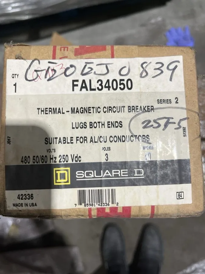 Автоматический выключатель Square D FAL34050 50A 3-Pole 480V Circuit Breaker FA