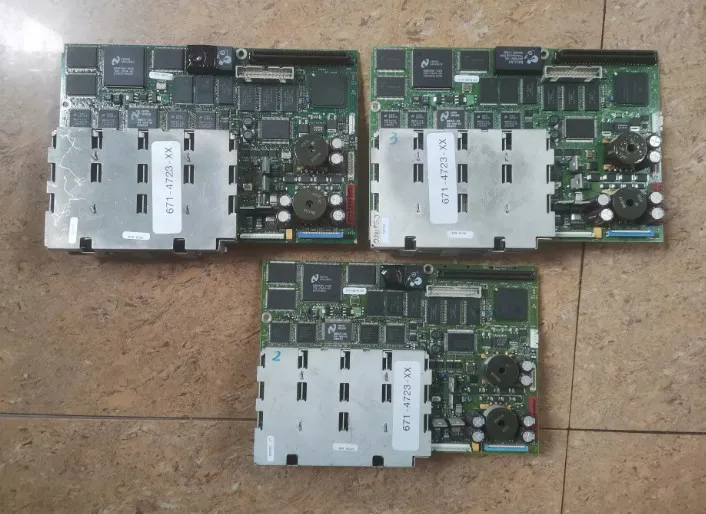 Осциллограф Tektronix TDS3054