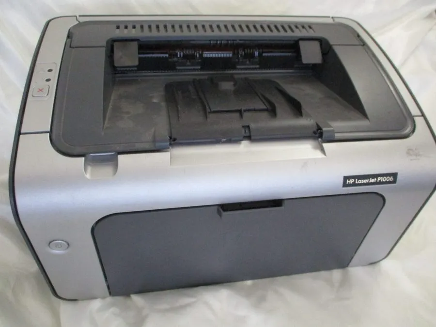 Лазерный принтер HP Laserjet P1006 CB411A Monochrome Desktop Laser Printer
