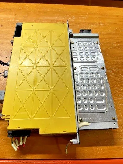 Сервоусилитель Fanuc Servo Drive A06B-6117-H209