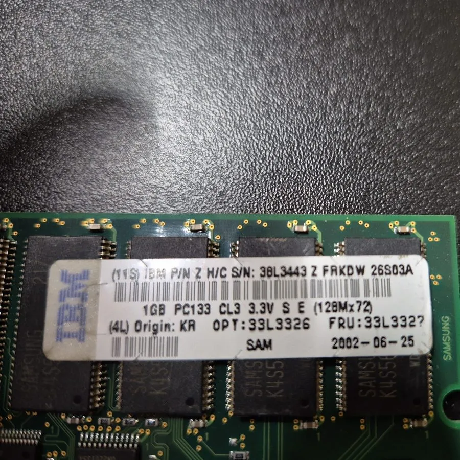 Комплектующее сервера SAMSUNG M390S3320CT1-C7A KOREA 0122 PC133R-333-542-B2 1GB — фото лота 2