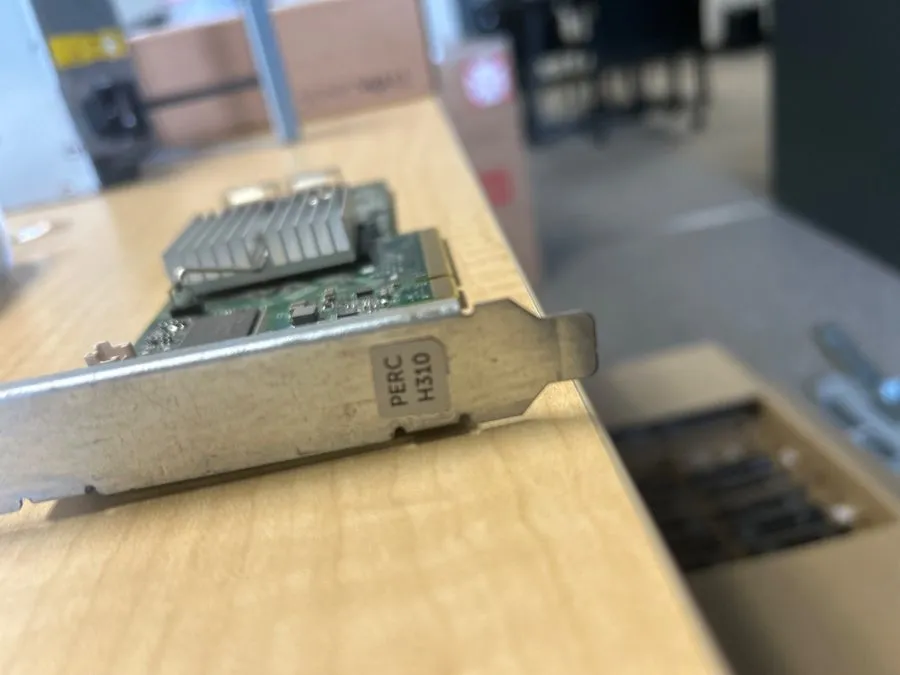 Контроллер Dell PERC H310 8-Port 6Gb/s SAS Adapter RAID Controller 0HV52W HV52W