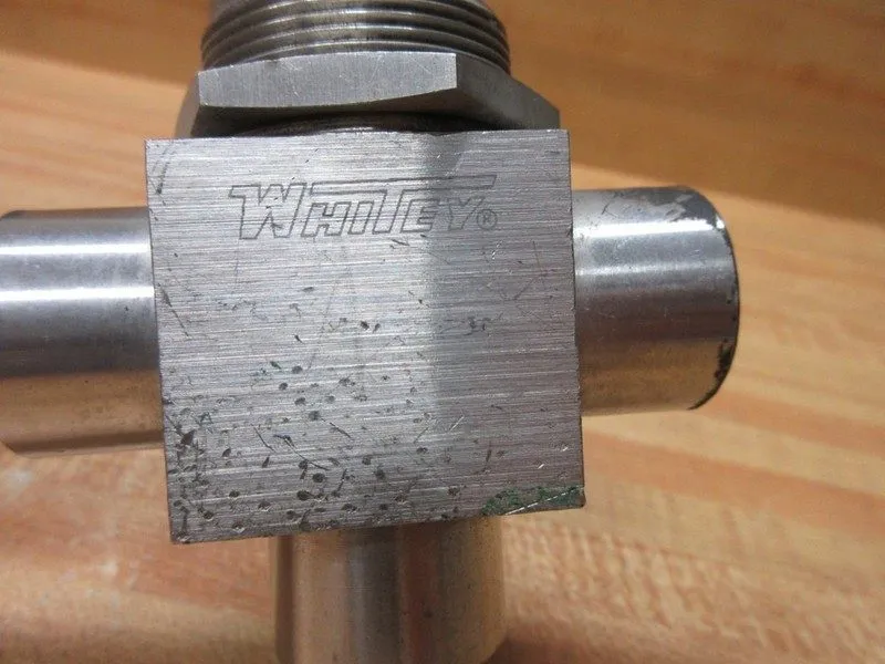 Клапан Whitey Swagelok SS-45XF8 Ball Valve W/Quick Disconnect