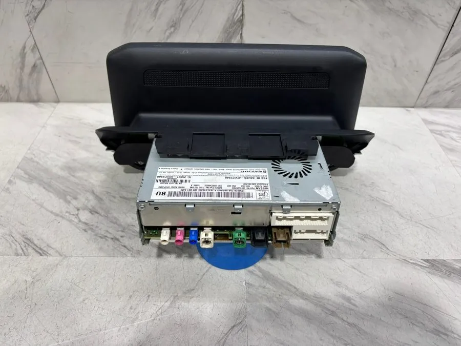 Дисплей 2021-2024 NISSAN ROGUE DISPLAY SCREEN RADIO DISPLAY & RECEIVER 25915-6RR — фото лота 1