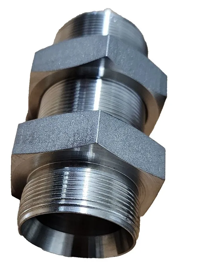 Фитинг SWAGELOK P.N.:SS-600-7-6, 3/8" TUBE O.D X 3/8 FNPT, SS-316 FITTING
