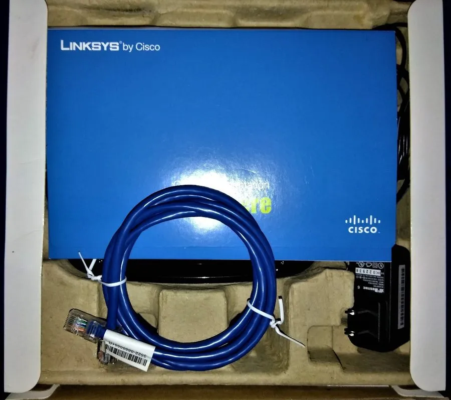 Маршрутизатор LINKSYS WRT160N V2 300 Mbps 4-Port 10/100 WIRELESS N ROUTER