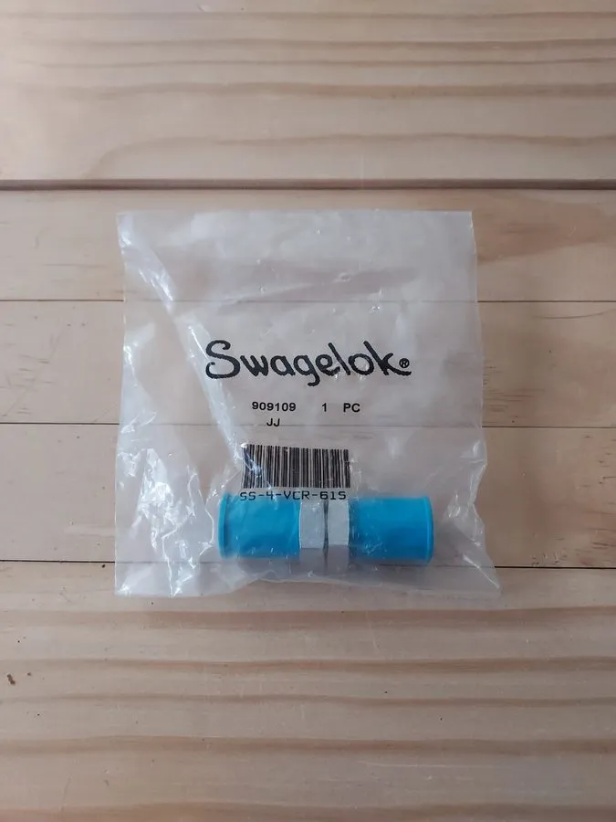 Фитинг Swagelok SS-4-VCR-61S 316 Stainless Steel VCR Face Seal Fitting FNSP
