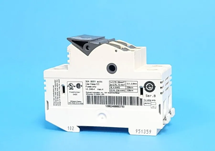 Держатель предохранителя Allen Bradley 1492-FB2C30 2-Pole Class CC 30A Fuse Hold