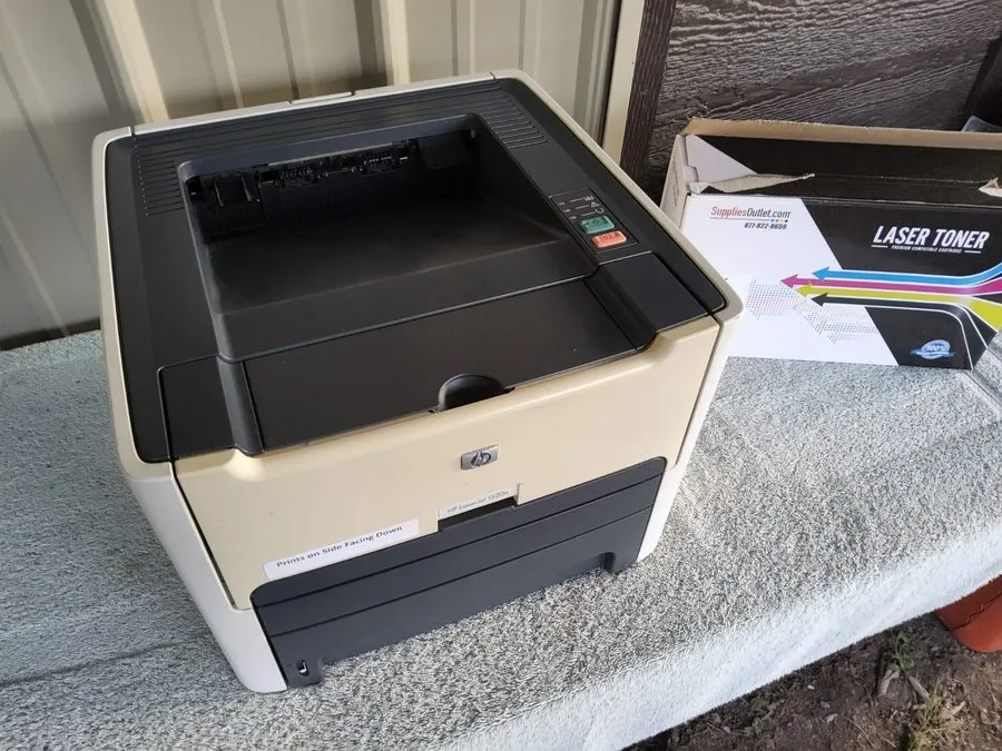 Лазерный принтер HP LaserJet 1320n Workgroup Network Laser Printer Q5928A — фото лота 2