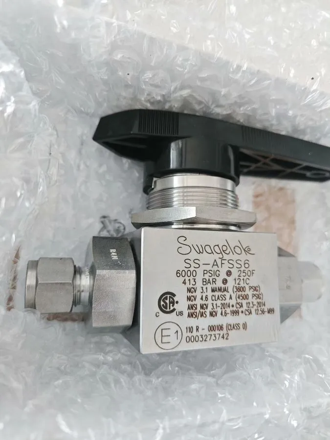 Клапан Swagelok SS-AFSS6 Ball Valve