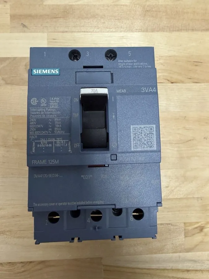 Автоматический выключатель 1-SIEMENS 3VA4110-6ED34-0AA0 3 POLE 100A 3VA4 CIRCUIT