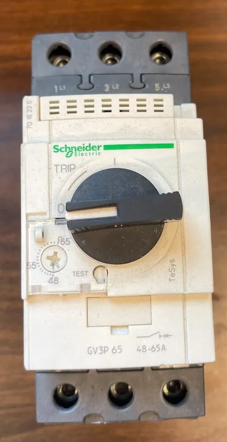Автоматический выключатель GV3P65 48-65A Manual Motor Starter Button motor circu — фото лота 2