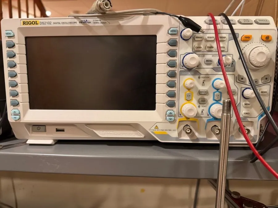 Осциллограф Rigol DS2102 100 MHz, 2 Channel Digital Oscilloscope — фото лота 1