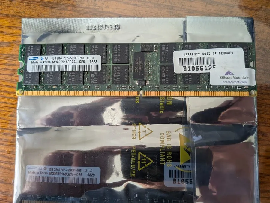 Модуль памяти 1 HYNIX 4GB 2Rx4 PC2-5300P-555-12 1gb stick — фото лота 1