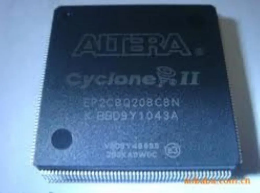 Микросхема ПЛИС ALTERA EP2C8Q208C8 QFP-208 Cyclone II FPGA 8K PQFP-208