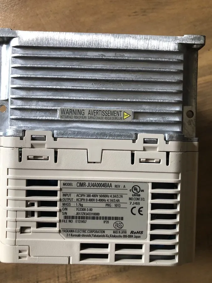 Частотный преобразователь Yaskawa J1000 VFD CIMR-JU4A0004BAA Input 380-480V 3 ph