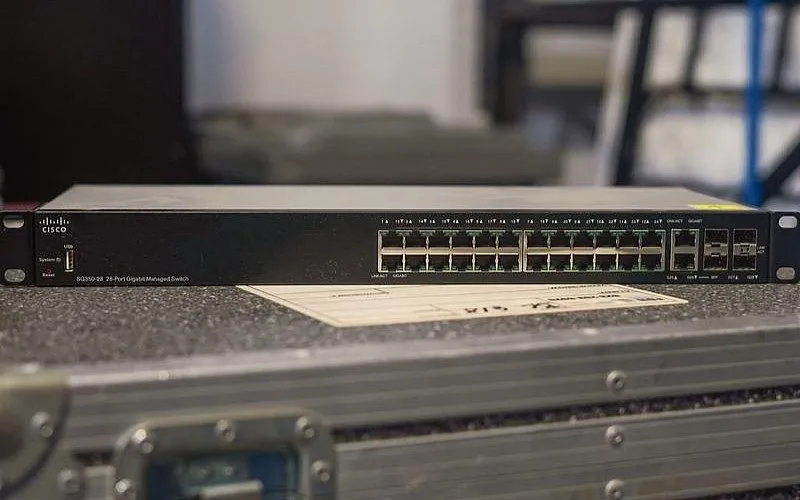 Коммутатор Cisco SG350-28 28-Port Gigabit Managed Switch, Non-PoE ( ) — фото лота 1