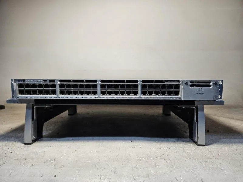 Коммутатор Cisco Catalyst 3850 Series Switch WS-C3850-48P-L V06