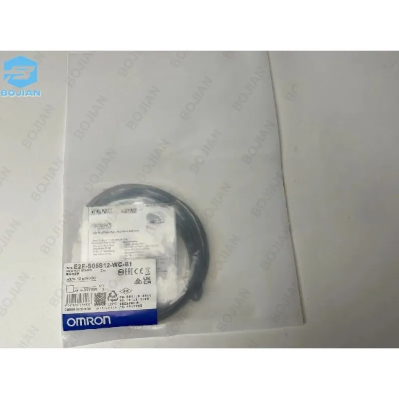 Датчик приближения Omron E2E-S05S12-WC-B1 Proximity Sensor 10-30Vdc 2m