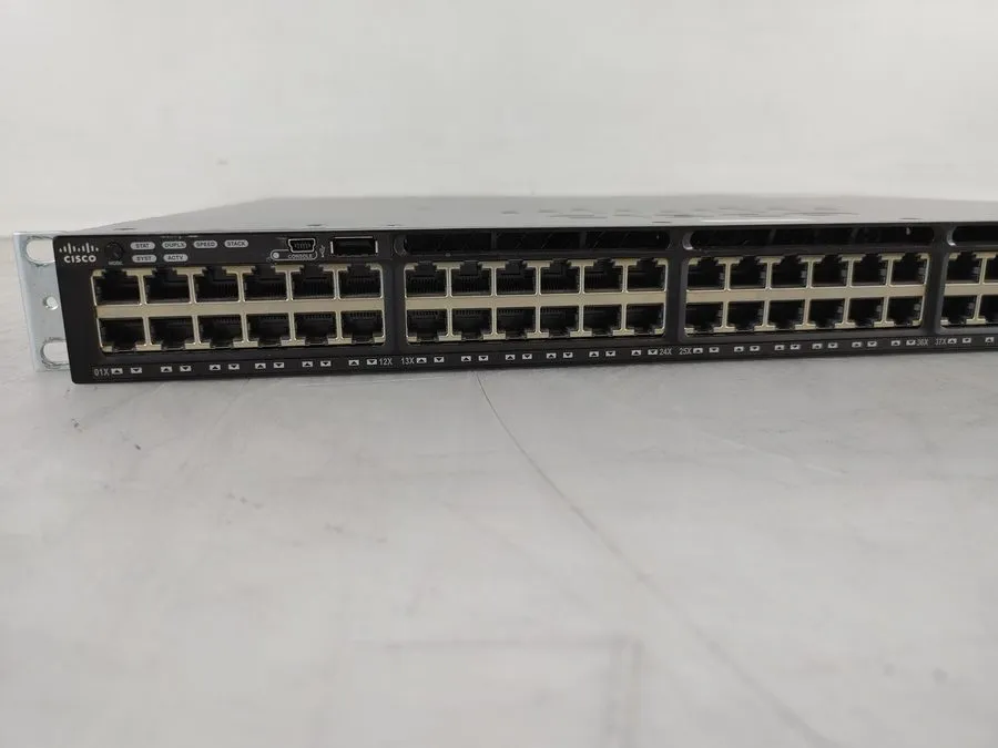 Коммутатор Cisco Catalyst WS-C3650-48TQ-S 48x 1GbE Gigabit Ethernet Managed Swit