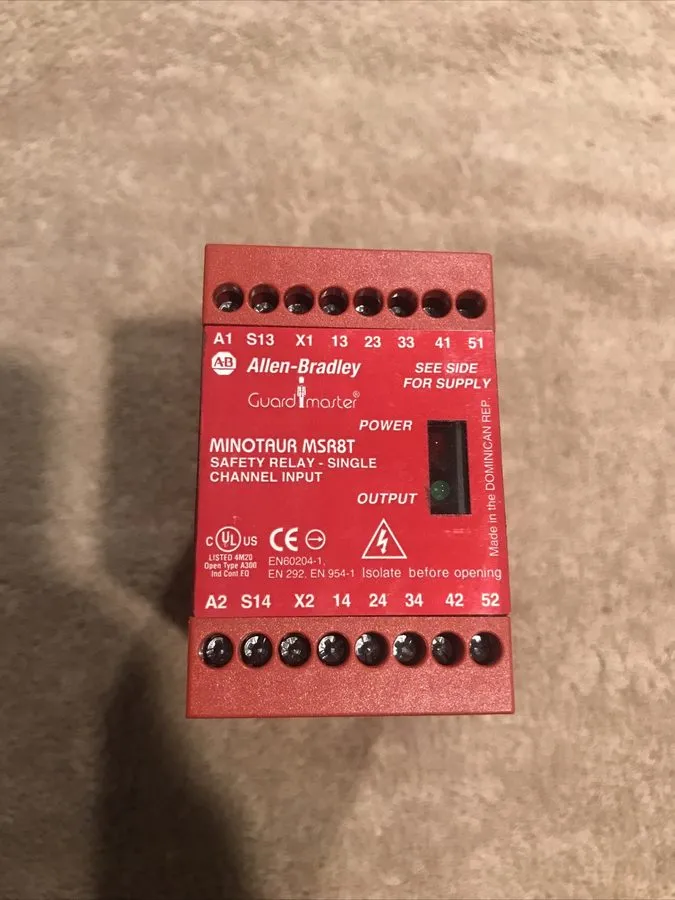 Реле безопасности 440R-E23031