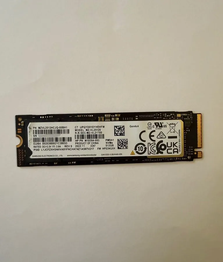 SSD-накопитель Samsung PM9A1 512GB NVMe Gen4x4 M.2 Internal SSD Black MZVL2512HC