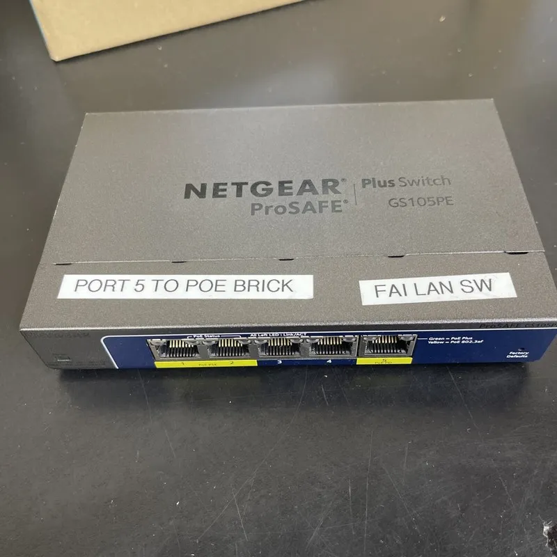 Коммутатор Netgear ProSafe 1000Mbps 5-Port Ethernet Switch Model GS105PE-10000S