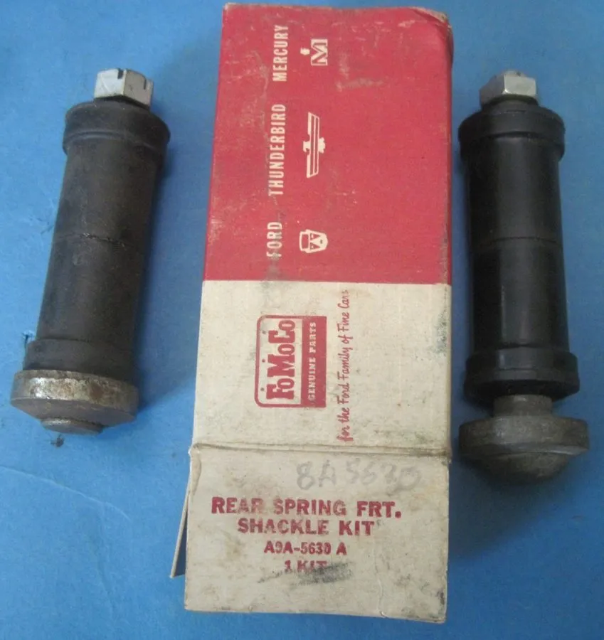 Такелажная скоба 1949 1954 Ford Rear Spring Front Shackle Kit A9A-5630-A — фото лота 1