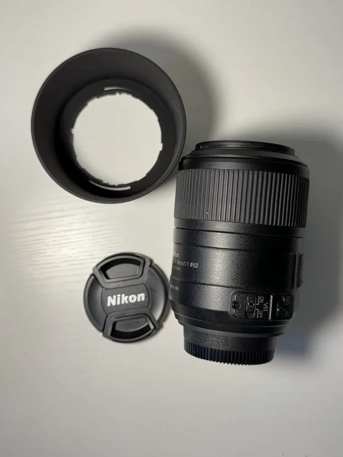 Объектив Nikon AF-S DX Micro NIKKOR 85mm f/3.5G ED VR Macro Lens