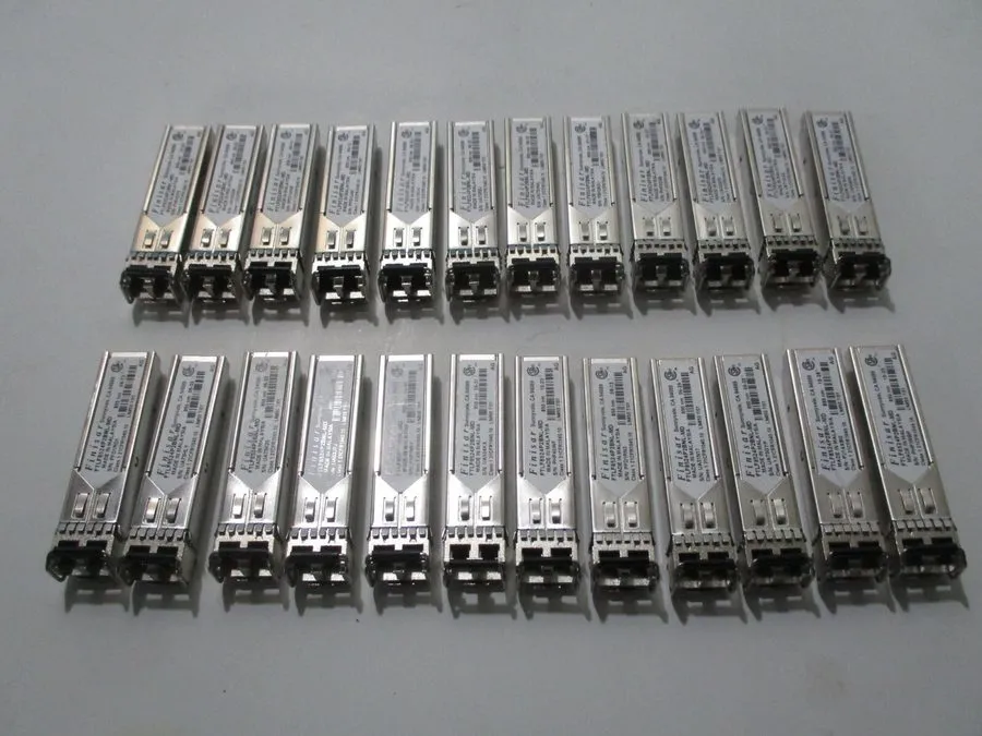 Оптический модуль Finisar 4GB 850nm 21CFR Transceiver FTLF8524P2BNL-MD