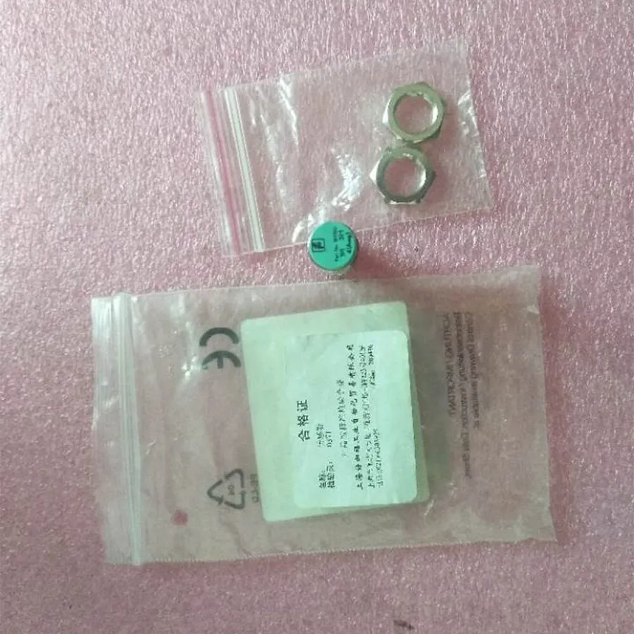 Датчик приближения PEPPERL+FUCHS Proximity Sensor NRN10-12GM40-E2-V1 Part 189130 — фото лота 2