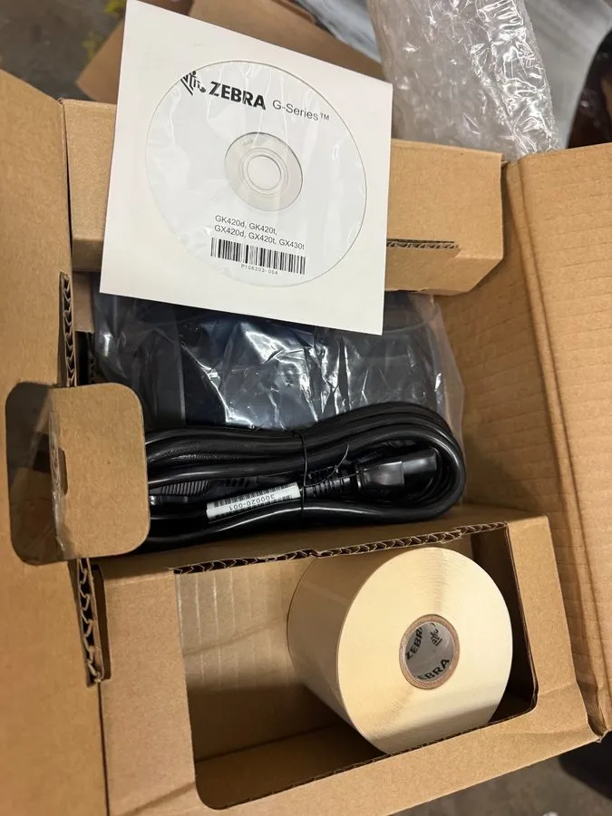 Принтер этикеток ZEBRA GK420d Direct Thermal Monochrome Label Printer Shipping
