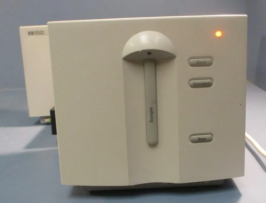 Спектрофотометр HP 8453 UV-VISIBLE SPECTROPHOTOMETER G1103A 50/60Hz 100-120/220-