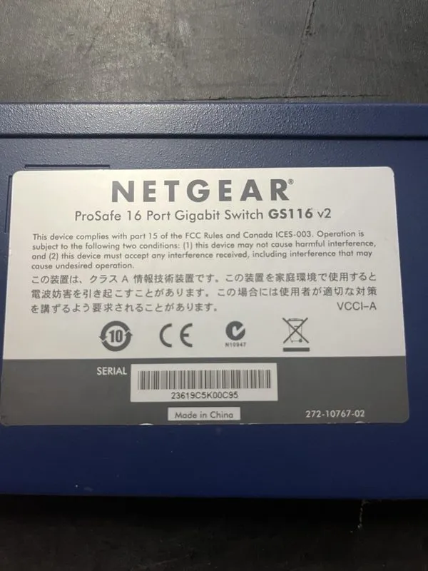 Коммутатор Netgear ProSafe 16 Port Gigabit Switch GS116 v2 Blue Metal Desktop — фото лота 3