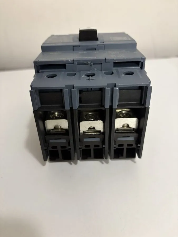Автоматический выключатель SIemens 3VA4195-4ED34-0AA0 15A 480v 25kA 3P Bolt-on C — фото лота 2